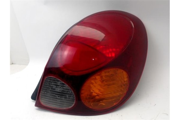 Recambio de piloto trasero derecho para toyota corolla (e11) 2.0 d (ce110_) referencia OEM IAM 815501E070  