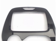 Recambio de embellecedor consola central para renault captur i 0.9 zen referencia OEM IAM 682703348R  