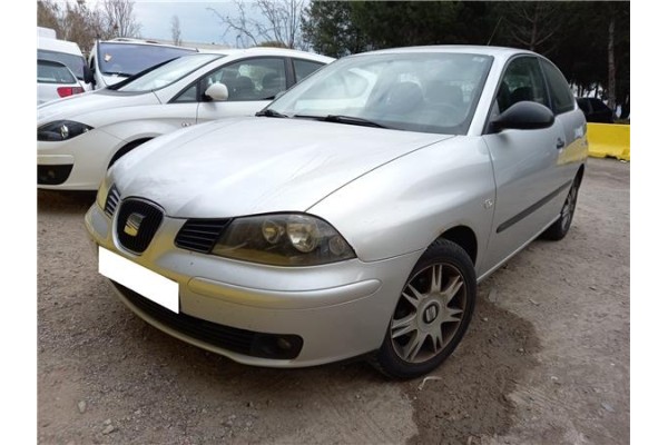 seat ibiza (6l1)(04.2002 ) del año 