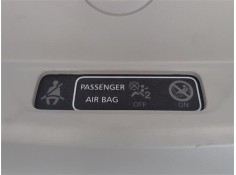 Recambio de luz delantero central techo para renault captur i 0.9 zen referencia OEM IAM 969801754R  