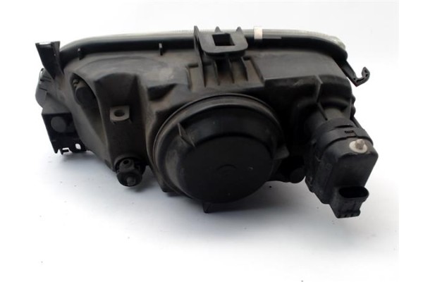 Recambio de faro delantero dcho para renault megane i classic (la0) referencia OEM IAM 260101792R  