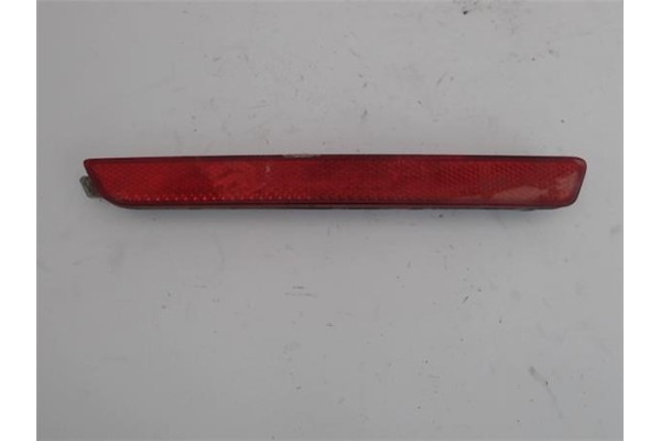 Recambio de reflectante paragolpes trasero para mazda 3 berlina (bk) referencia OEM IAM p4526  