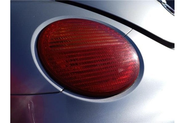 Recambio de piloto trasero izquierdo para volkswagen new beetle berlina (9c1/1c1) 1.6 referencia OEM IAM 1C0945171D  