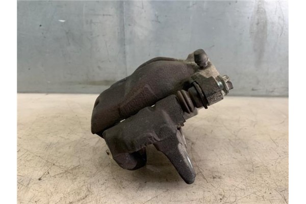 Recambio de pinza freno delantero izquierda para toyota verso (aur2/zgr2) 2.0 d-4d referencia OEM IAM 4772209180 D7034C 16483217