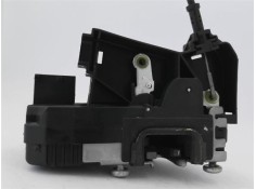 Recambio de cierre electromagnetico delantero izquierdo para renault trafic ii furgón (fl) 2.5 dti referencia OEM IAM 7700311807