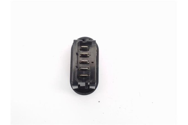 Recambio de mando elevalunas delantero derecho para dacia logan 1 1.6 prestige referencia OEM IAM  602227 