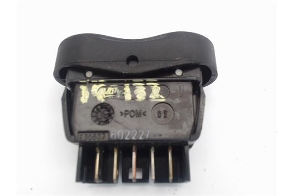 Recambio de mando elevalunas delantero derecho para dacia logan 1 1.6 prestige referencia OEM IAM  602227 