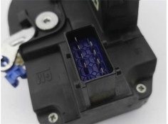 Recambio de cierre electromagnetico delantero izquierdo para renault trafic ii furgón (fl) 2.5 dti referencia OEM IAM 7700311807