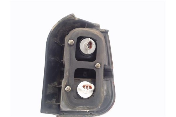 Recambio de piloto trasero izquierdo para hyundai galloper santamo referencia OEM IAM 92401M2200  