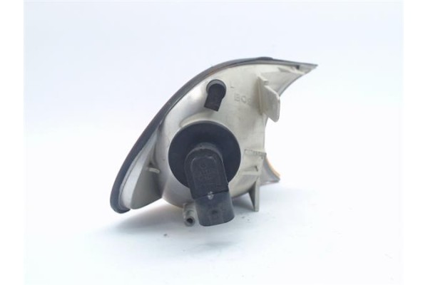 Recambio de intermitente delantero izquierdo para bmw serie 3 coupe (e46) 2.0 320 ci referencia OEM IAM 6904299 0311329001 63126