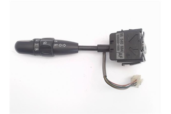 Recambio de mando intermitencia para chevrolet aveo berlina 1.4 lt referencia OEM IAM 96540684 5203201000 