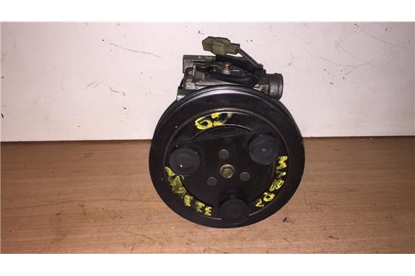 Recambio de compresor aire acond. para mazda 323 berl. f/s (bj)(2001) 1.9 16v referencia OEM IAM D1133129 H12A0AH4EL 