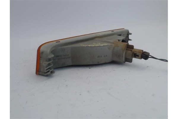 Recambio de intermitente delantero izquierdo para nissan serena (c23m) 2.3 d referencia OEM IAM 261359C000 GA7549 261357C000 , N