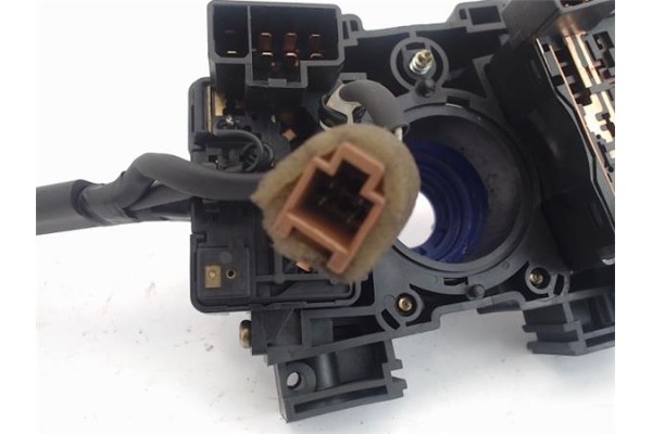 Recambio de mando intermitencia para nissan serena (c23m) 2.3 d referencia OEM IAM 255600F120 255601N006 