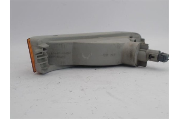 Recambio de intermitente delantero dcho para nissan serena (c23m) 2.3 d referencia OEM IAM 261309C000 85073 261209C000 , NISSAN 