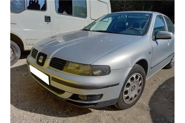 seat leon (1m1)(11.1999) del año 