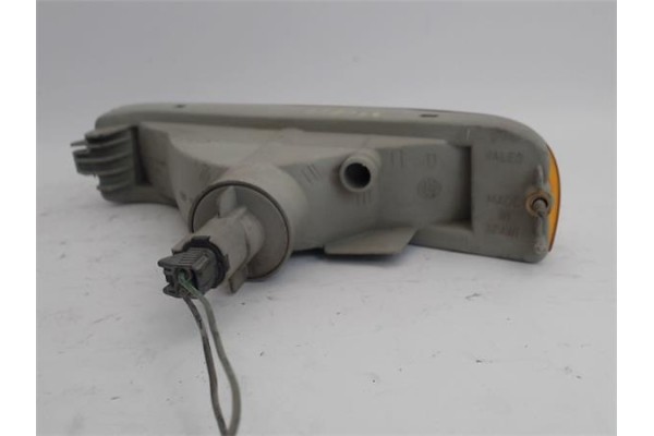 Recambio de intermitente delantero dcho para nissan serena (c23m) 2.3 d referencia OEM IAM 261309C000 85073 261209C000 , NISSAN 
