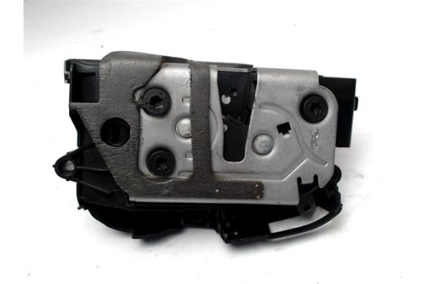 Recambio de cierre electromagnetico delantero izquierdo para ford fiesta vi 1.4 referencia OEM IAM 4053413384103  
