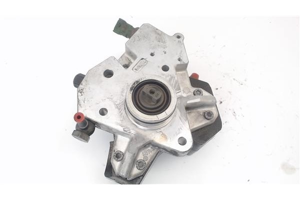 Recambio de bomba inyectora para volvo s60 berlina 2.4 d5 referencia OEM IAM 445010111 30756125 
