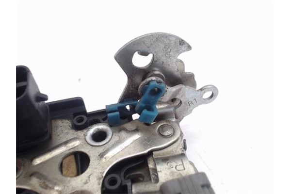 Recambio de cierre electromagnetico delantero derecho para chevrolet aveo berlina 1.4 lt referencia OEM IAM 96252709  