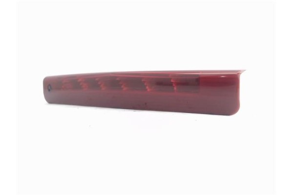 Recambio de luz central de freno para opel astra h berlina 1.7 cdti referencia OEM IAM 316627975  