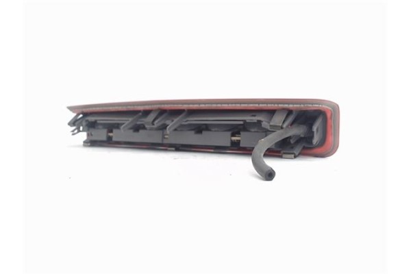 Recambio de luz central de freno para opel astra h berlina 1.7 cdti referencia OEM IAM 316627975  
