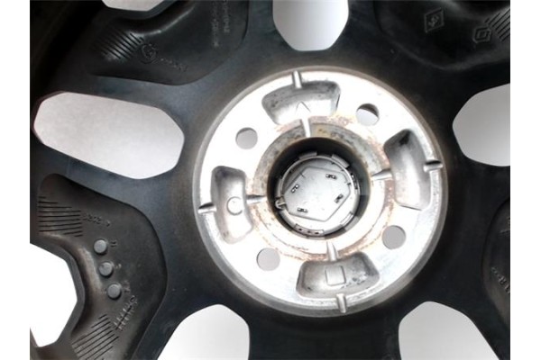 Recambio de juego llantas para renault captur i 0.9 zen referencia OEM IAM 403005606R  