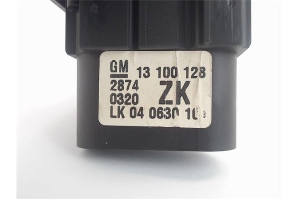 Recambio de mando de luces para opel astra h berlina 1.7 cdti referencia OEM IAM 13100128  