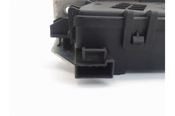 Recambio de cierre electromagnetico porton para opel astra h berlina 1.7 cdti referencia OEM IAM 495058724 13117285 