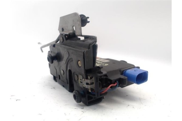 Recambio de cierre electromagnetico delantero derecho para audi a3 (8p1) 1.6 ambiente referencia OEM IAM 4E1837016  