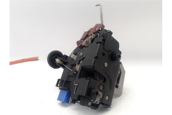 Recambio de cierre electromagnetico delantero derecho para audi a3 (8p1) 1.6 ambiente referencia OEM IAM 4E1837016  