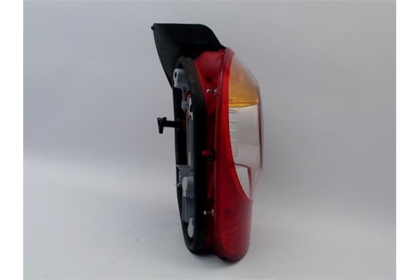 Recambio de piloto trasero izquierdo para renault modus i referencia OEM IAM 8200212205  8200538786 , RENAULT