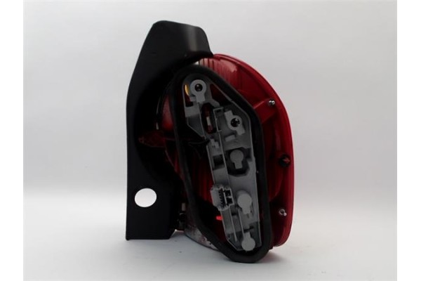 Recambio de piloto trasero izquierdo para renault modus i referencia OEM IAM 8200212205  8200538786 , RENAULT