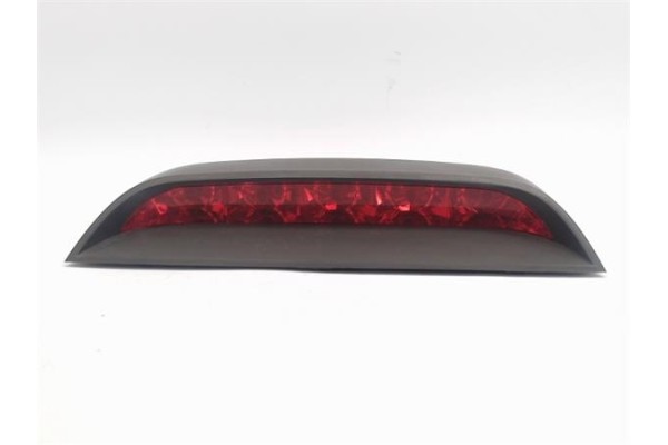 Recambio de luz central de freno para chevrolet aveo berlina 1.4 lt referencia OEM IAM 96650606  