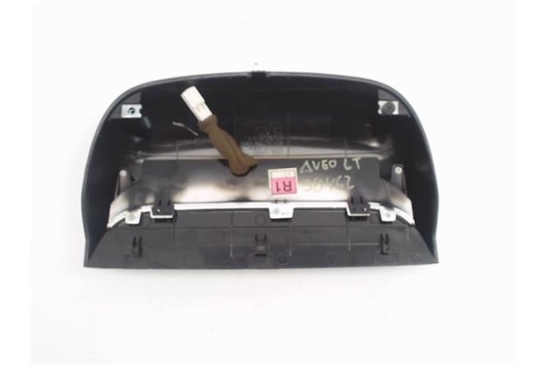 Recambio de luz central de freno para chevrolet aveo berlina 1.4 lt referencia OEM IAM 96650606  