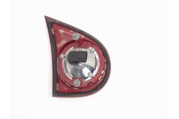 Recambio de piloto porton trasero derecho para volkswagen golf v (1k1) 1.9 tdi referencia OEM IAM 1K6945108C  