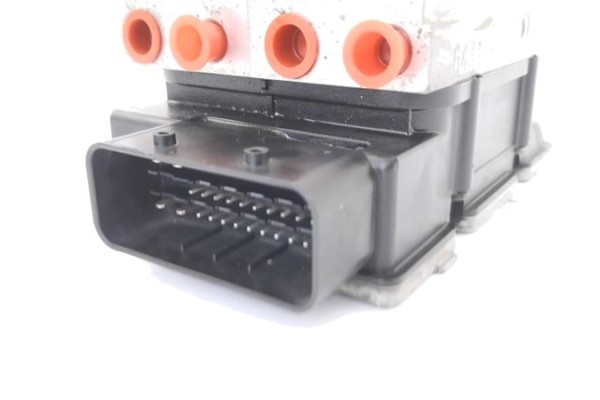 Recambio de nucleo abs para saab 9-3 berlina 1.9 tid referencia OEM IAM 13509221AE  