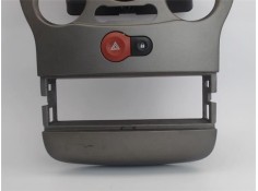 Recambio de embellecedor consola central para renault modus i 1.5 dci (fp0f, jp0f) referencia OEM IAM 8200327060  