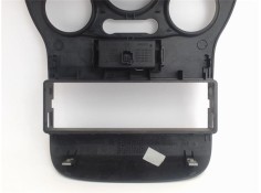 Recambio de embellecedor consola central para renault modus i 1.5 dci (fp0f, jp0f) referencia OEM IAM 8200327060  