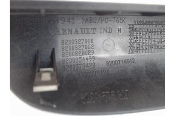 Recambio de embellecedor consola central para renault modus i 1.5 dci (fp0f, jp0f) referencia OEM IAM 8200327060  