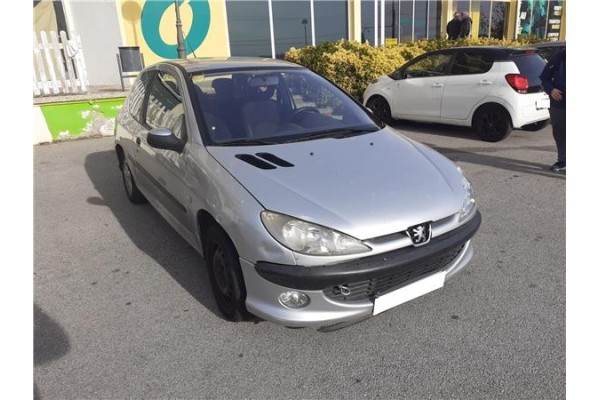 peugeot 206 del año 2002
