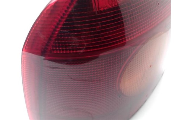 Recambio de piloto trasero izquierdo para renault twingo i (c06) referencia OEM IAM 7700426319  