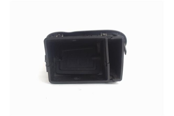 Recambio de rejilla entrada de aire para renault modus i 1.5 dci (fp0f, jp0f) referencia OEM IAM 7701066560  