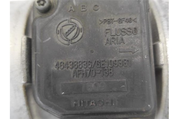 Recambio de caudalimetro para fiat bravo (182) 1.8 16v / 16v 115 gt referencia OEM IAM 46438836  