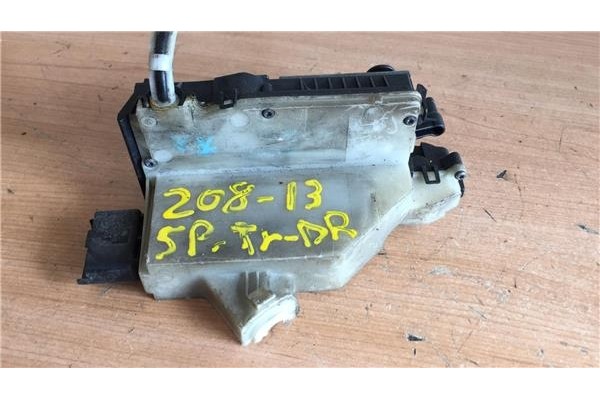 Recambio de cierre electromagnetico trasero derecho para peugeot 208 1.2 access [1,2 ltr. - 60 kw 12v vti] referencia OEM IAM 45