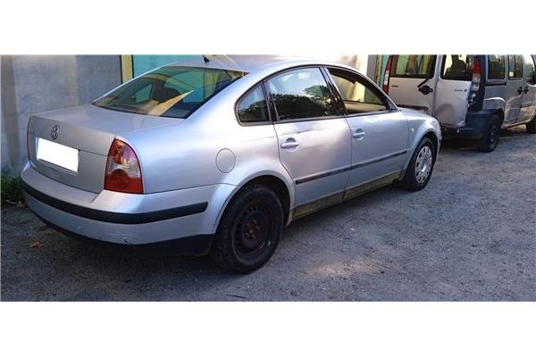 volkswagen passat berlina (3b3) del año 2000