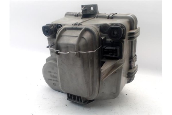 Recambio de faro delantero dcho para mercedes-benz vito furgón (638) 2.3 110 d  (638.074) referencia OEM IAM A6388200161 315781 