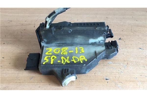 Recambio de cierre electromagnetico delantero derecho para peugeot 208 1.2 access [1,2 ltr. - 60 kw 12v vti] referencia OEM IAM 