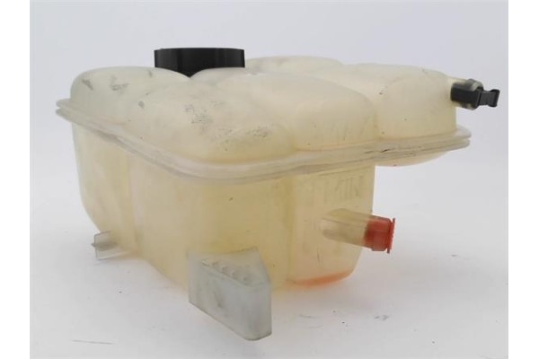 Recambio de deposito refrigerante para ford focus berlina (cew) 1.5 business referencia OEM IAM 8V618K218  