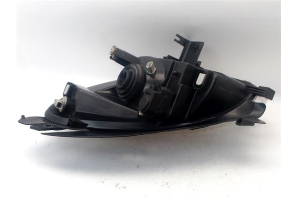 Recambio de faro delantero dcho para citroen xsara picasso 2.0 hdi referencia OEM IAM 6205W0  